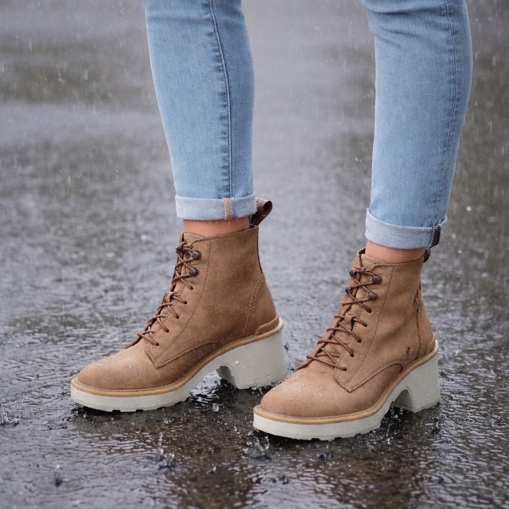 Sorel Hi-Line Heeled Lace Up Waterproof Boot Tan Suede Women's Size 7.5
